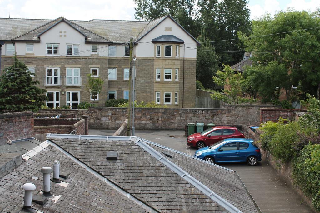 Townhouse Apartments แอร์ ภายนอก รูปภาพ